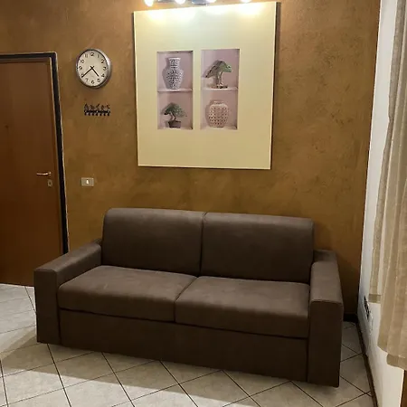 Modonella - Center *